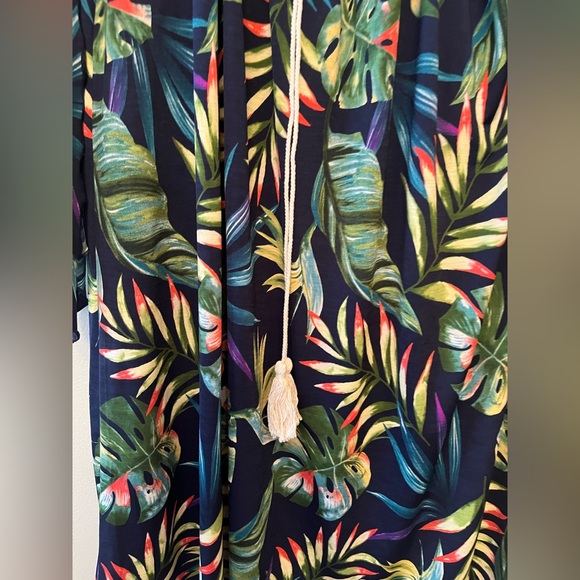 Naïf Tropical Print Dress Coverup Women’s Size 2X - Picture 2 of 6